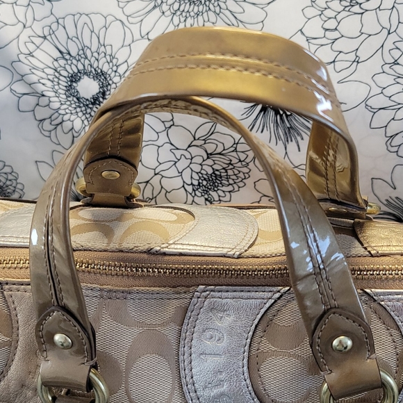 Coach Patent Leather HandBag - Picture 11 of 11